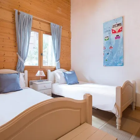 Muguet Gauche With Hot Tub Sleeps 10 Chalet Morzine